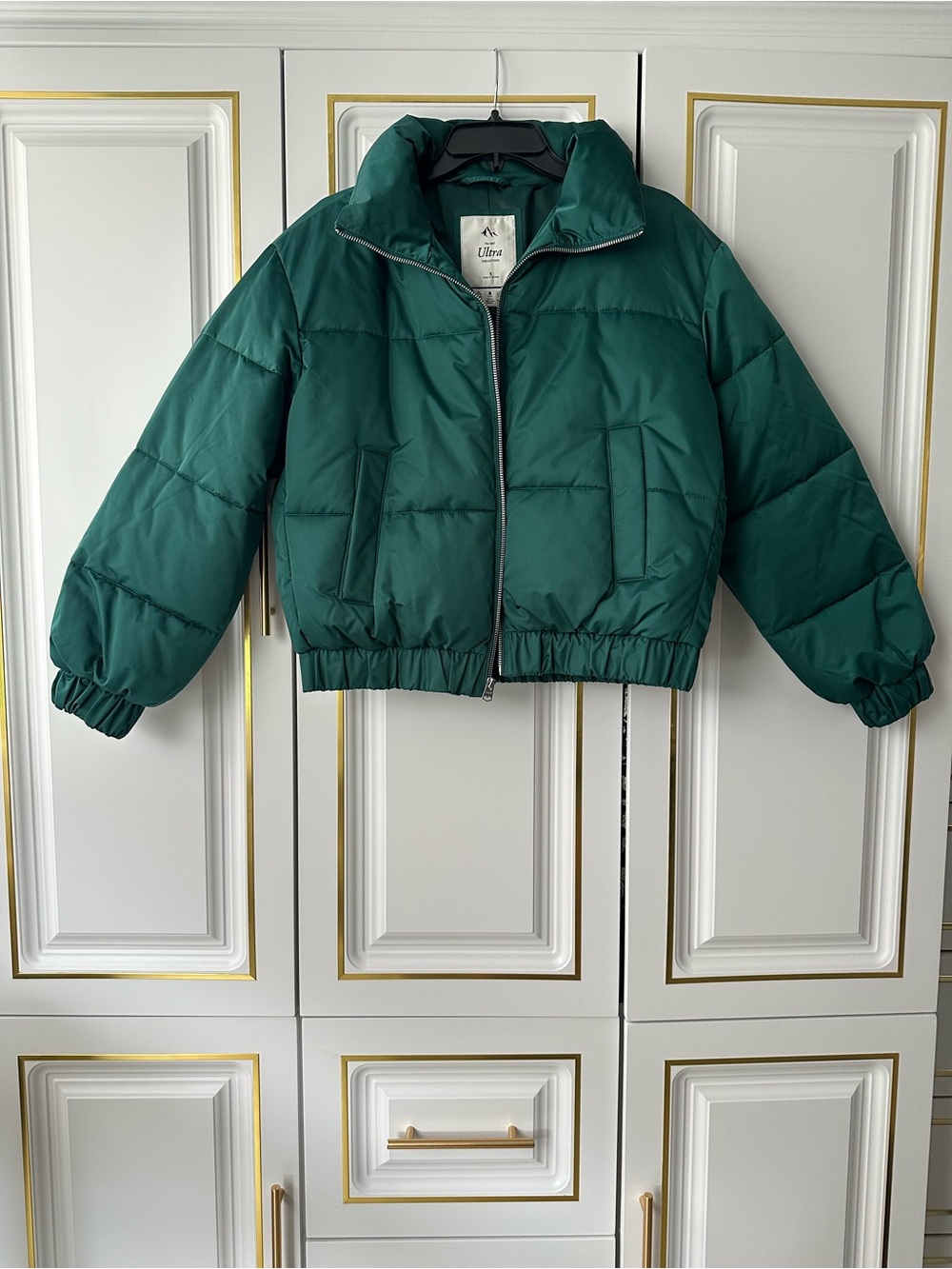 Abercrombie & Fitch Deep Green Cropped Puffer Jacket